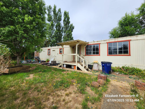 River Hills Estates Sp. #14 FIXER UPPER!